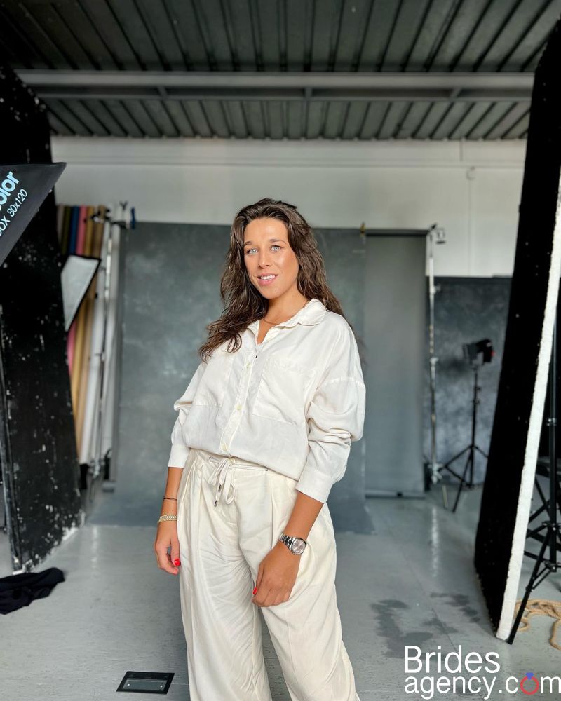 Joanna Jedrzejczyk in the photo studio