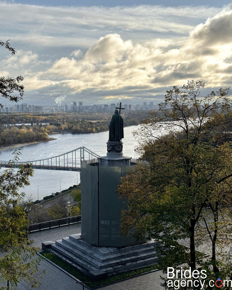Saint Volodymyr Hill