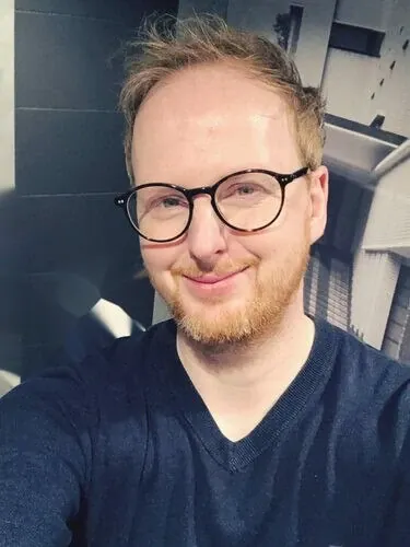 Richard Profile image 1