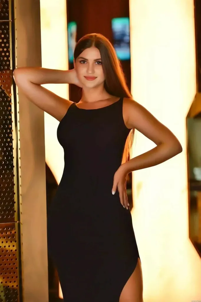 Elena Shyrypova Profile image 8