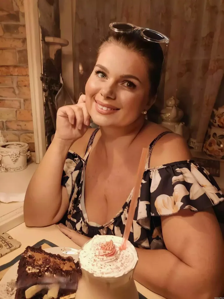 Elena image 3