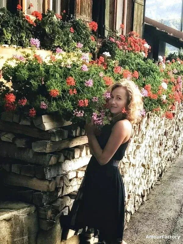 Svetlana Zaytseva image 1